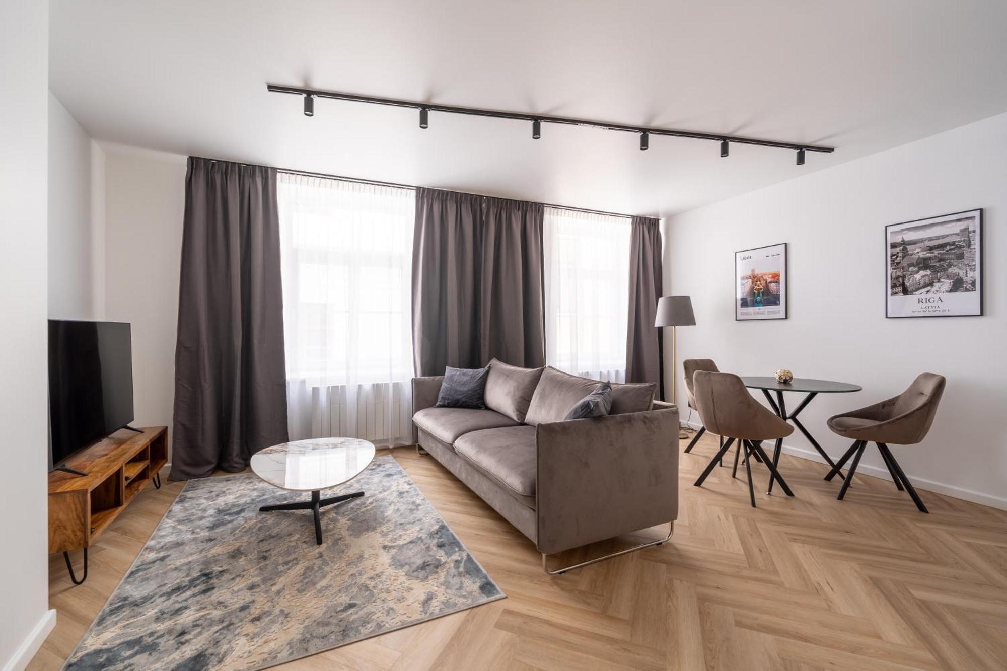 Mucenieku Street 1-Bedroom Stylish Apartment Riga Luaran gambar