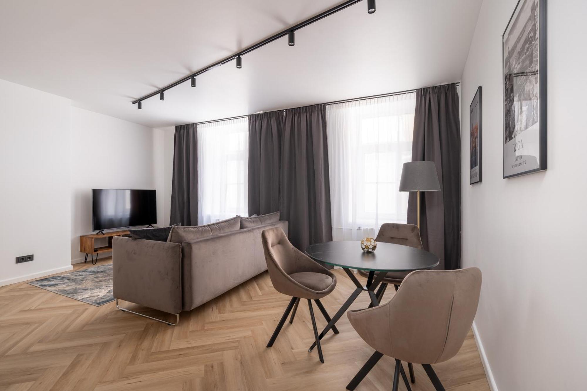 Mucenieku Street 1-Bedroom Stylish Apartment Riga Luaran gambar